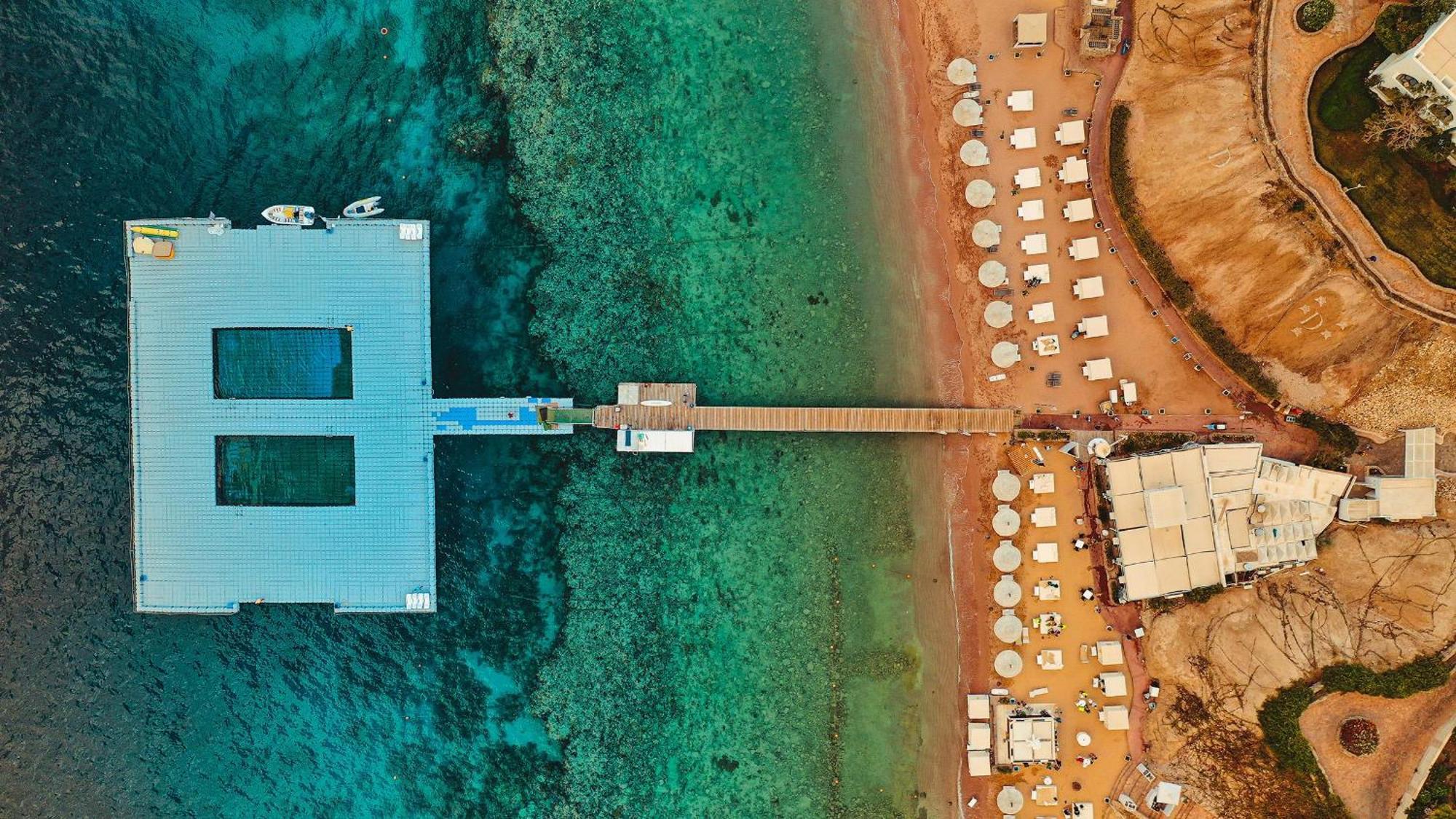 Domina Coral Bay Resort, Diving , Spa & Casino Sarm es-Sejk Kültér fotó Aerial view of the Red Sea