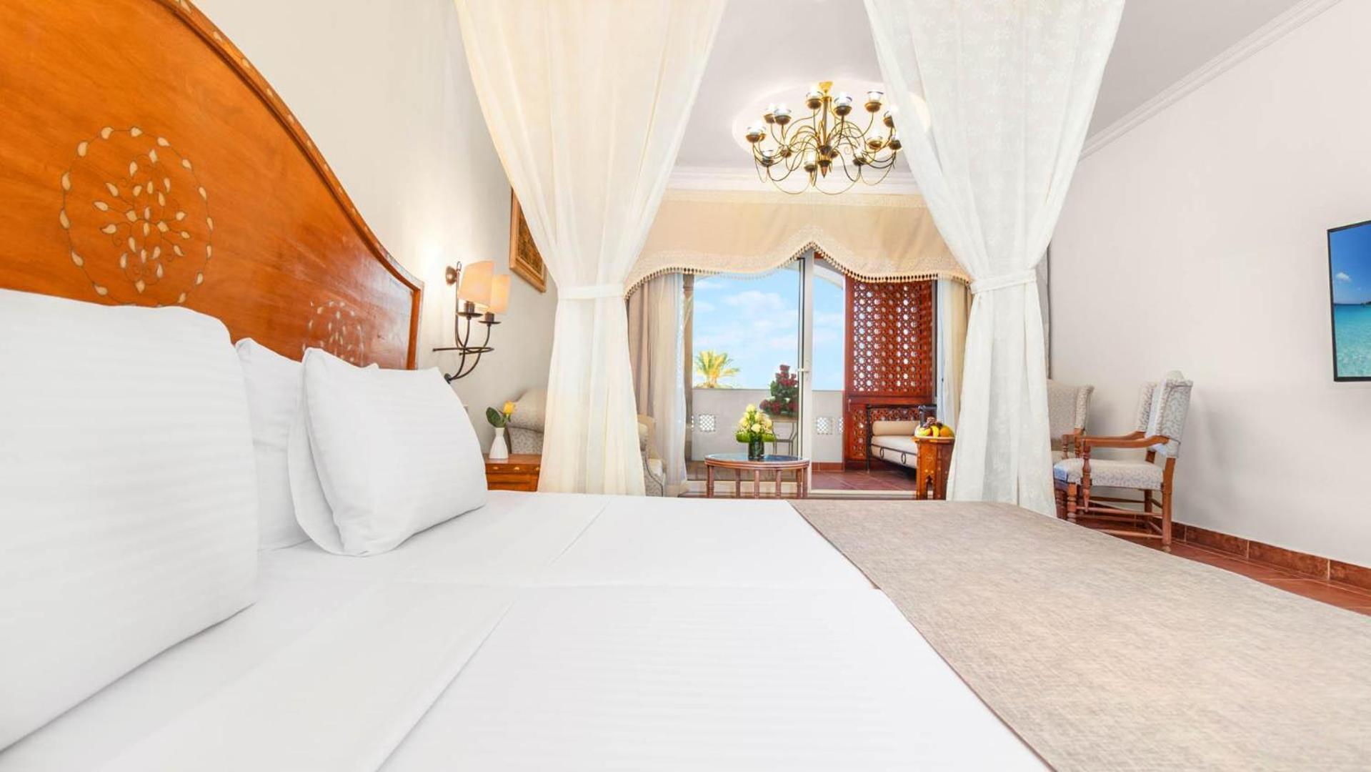 Domina Coral Bay Resort, Diving , Spa & Casino Sarm es-Sejk Kültér fotó Deluxe Room